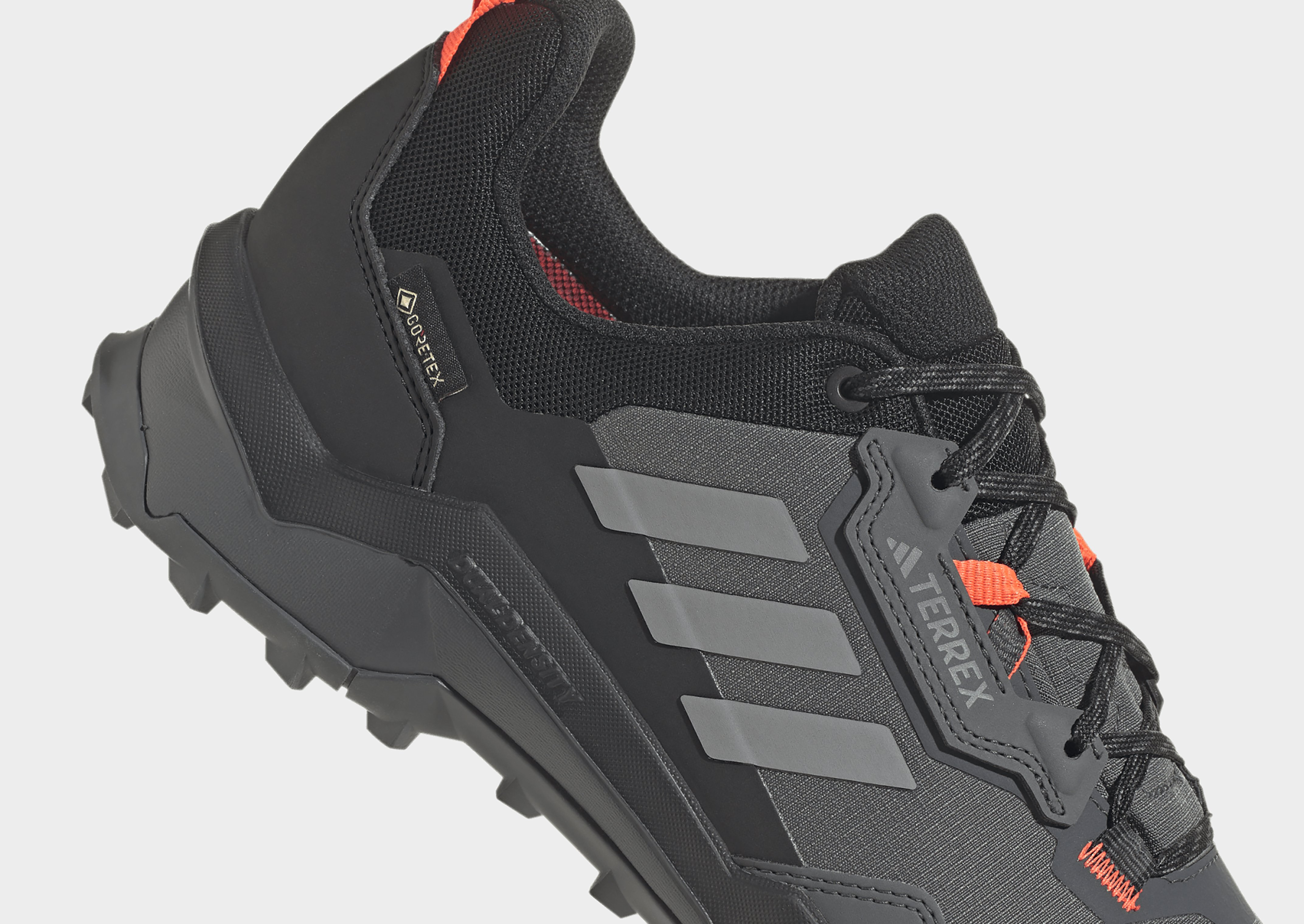 adidas Chaussure de randonnée Terrex AX4 GORE-TEX
