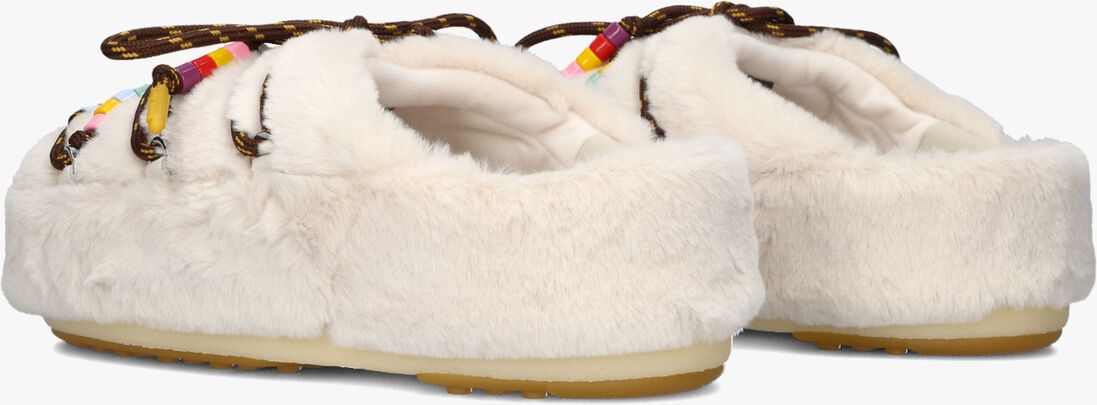 witte moon boot instappers mule faux fur beads