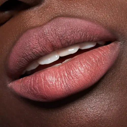Plumping Lip Liner 200 Rosie Feels Rosy