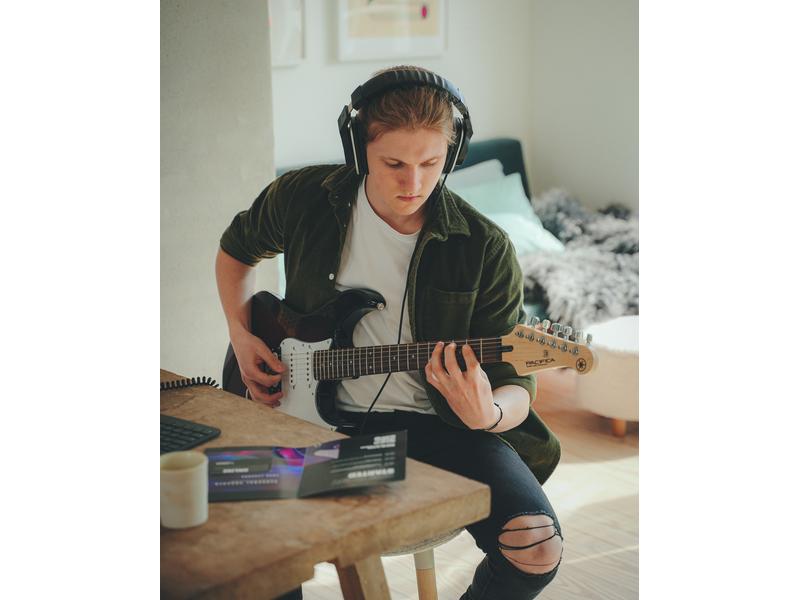 Yamaha E-Gitarre PACIFICA 112 V – Sonic Blue E-Gitarre für Anfänger