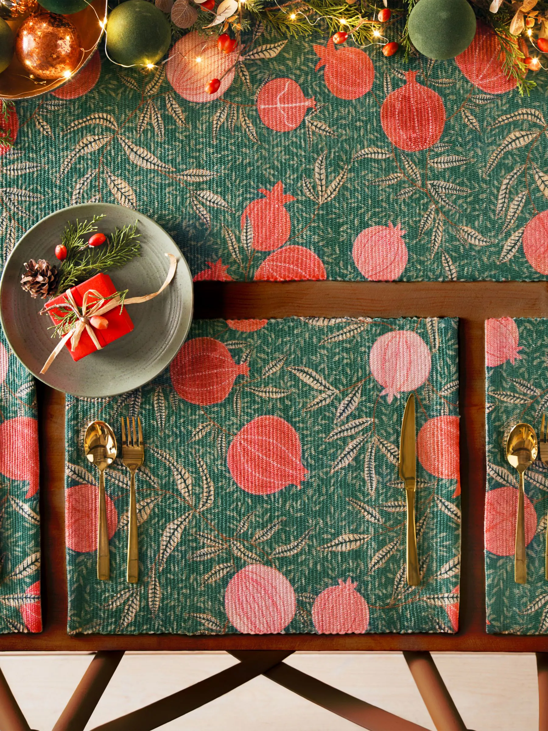 Paoletti - Grote kersttafelloper met granaatappelprint