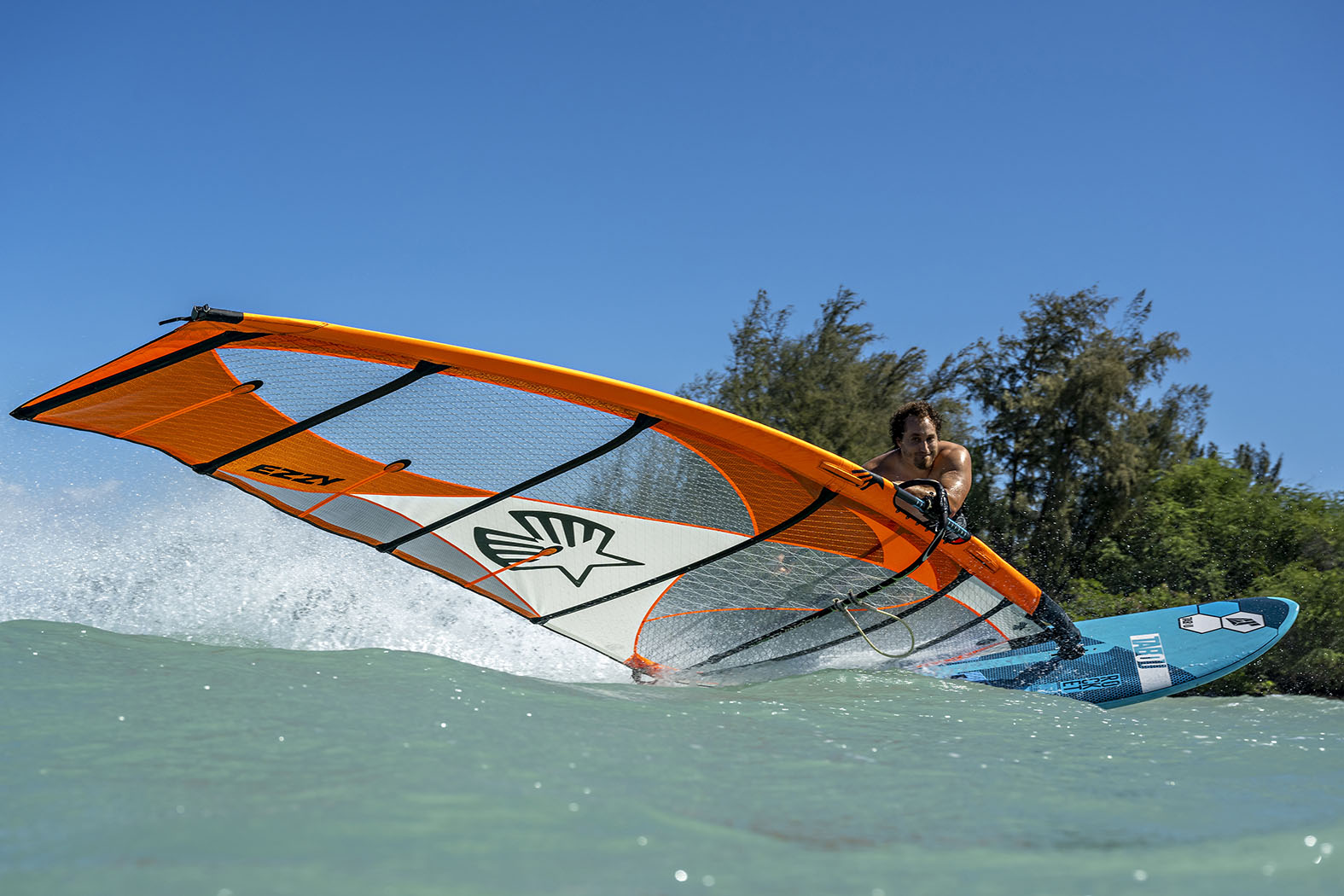 Ezzy Sails Lion - 2024 Bleu