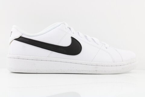 Nike Sneaker