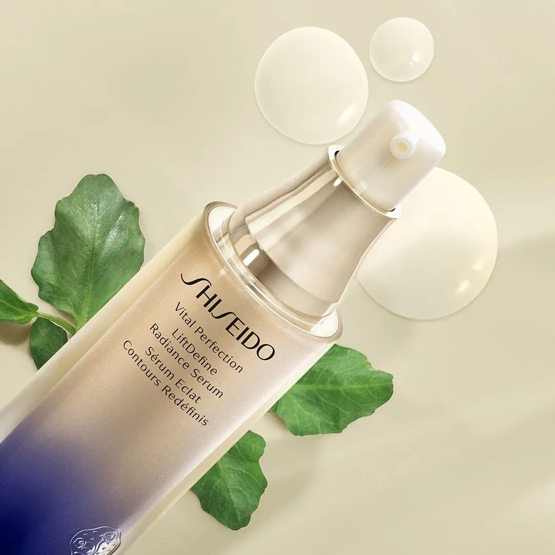 Shiseido - VITAL PERFECTION Sérum Eclat Contours redéfinis- Sérum