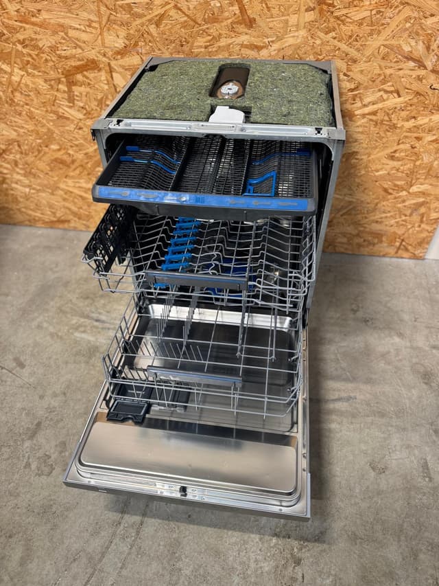 Electrolux opvaskemaskine ESM48331SX