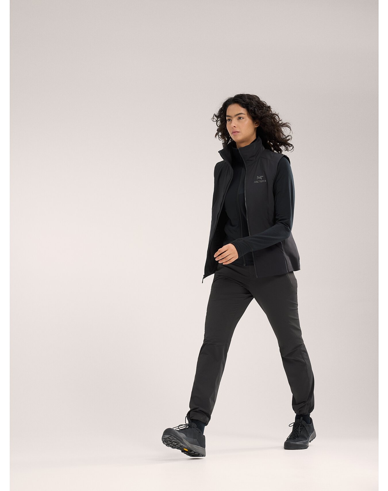 Atom Vest Dame Black
