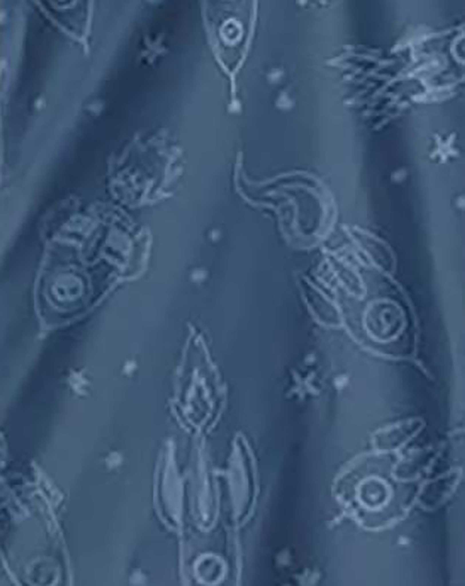 Regen-Set NMMDRY SPACE in moonlit ocean
