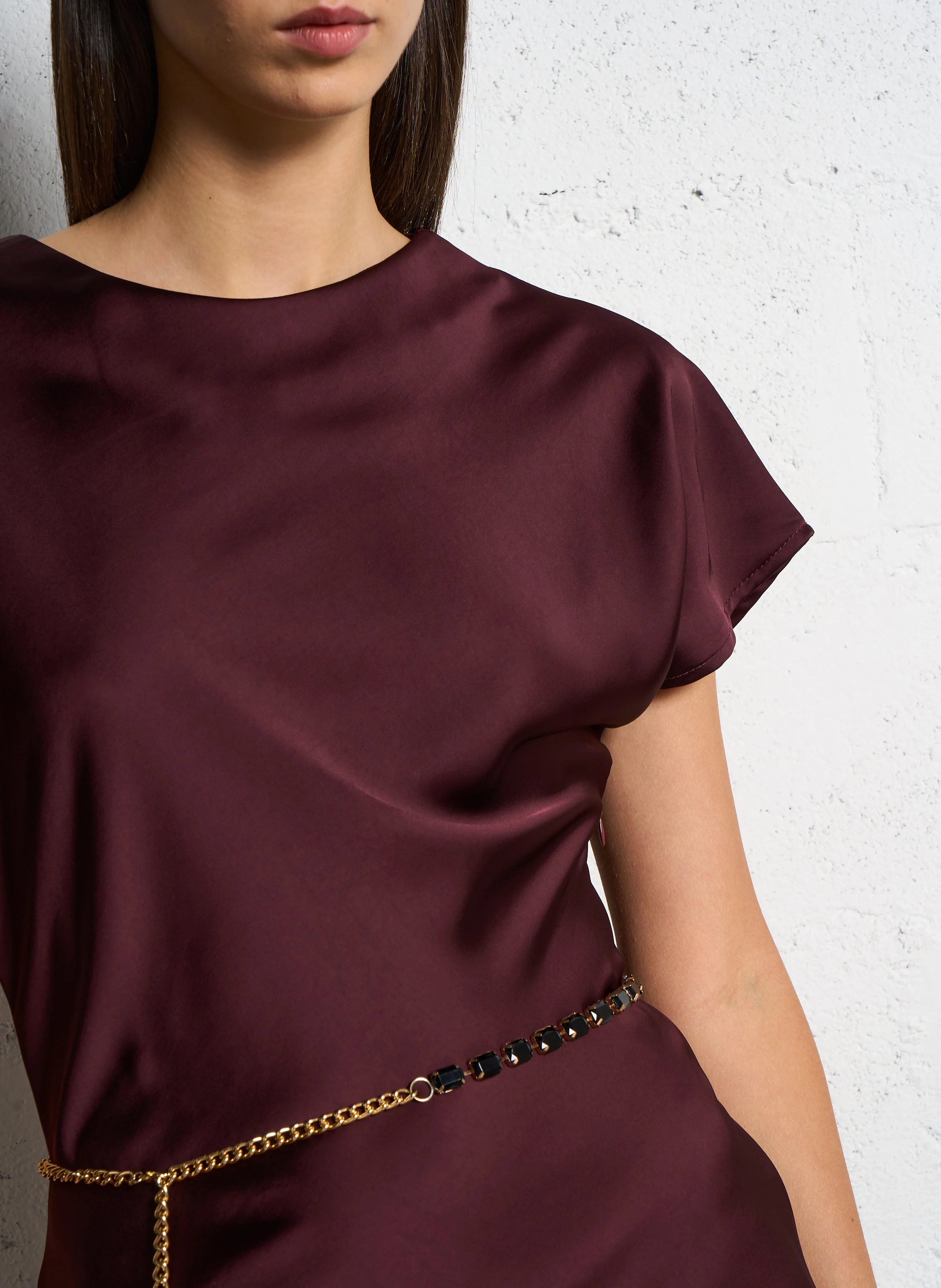 Robe longue cintrée à col rond | Rouge