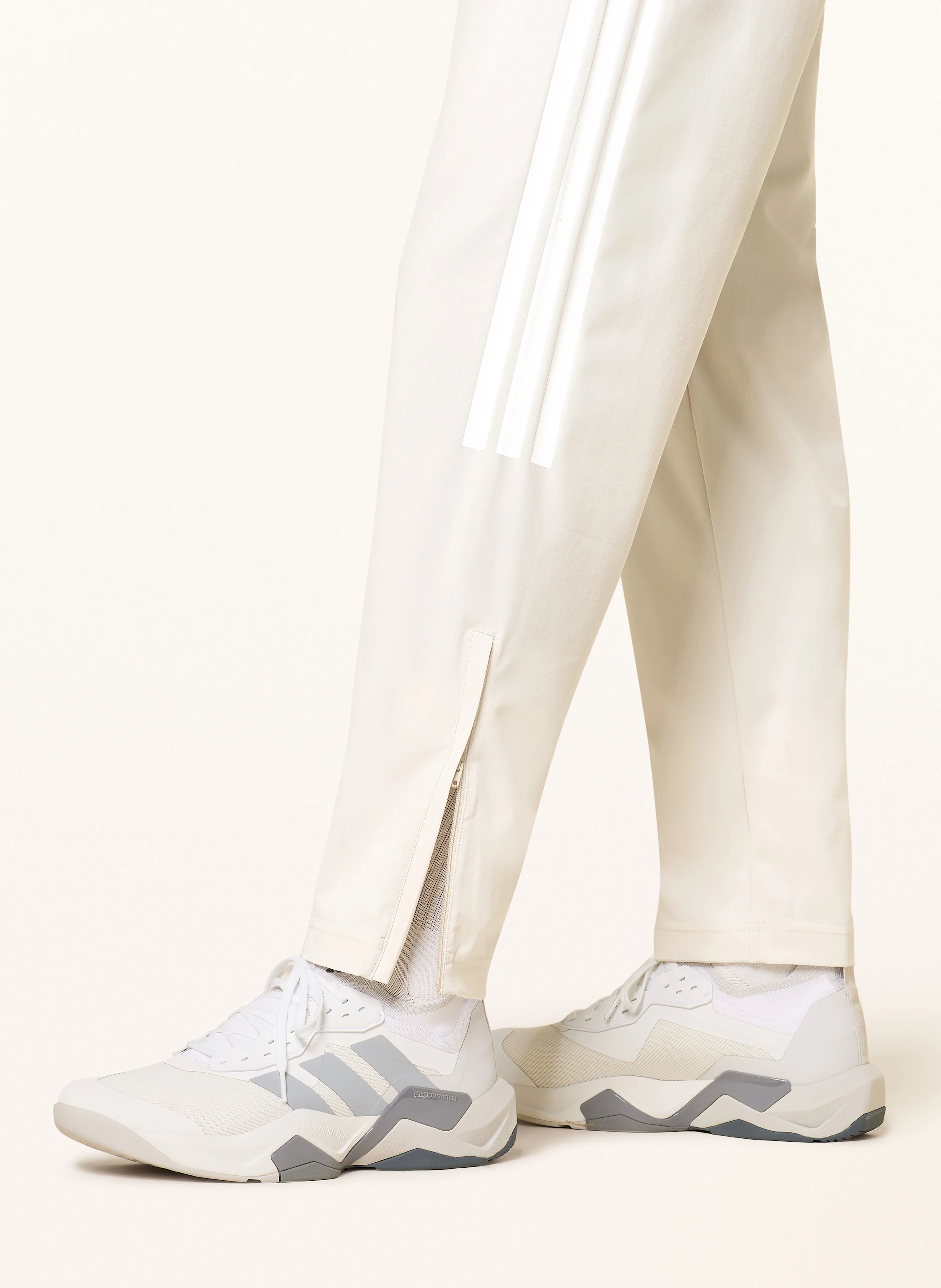 adidas Trainingshose HOUSE OF TIRO WOVEN
