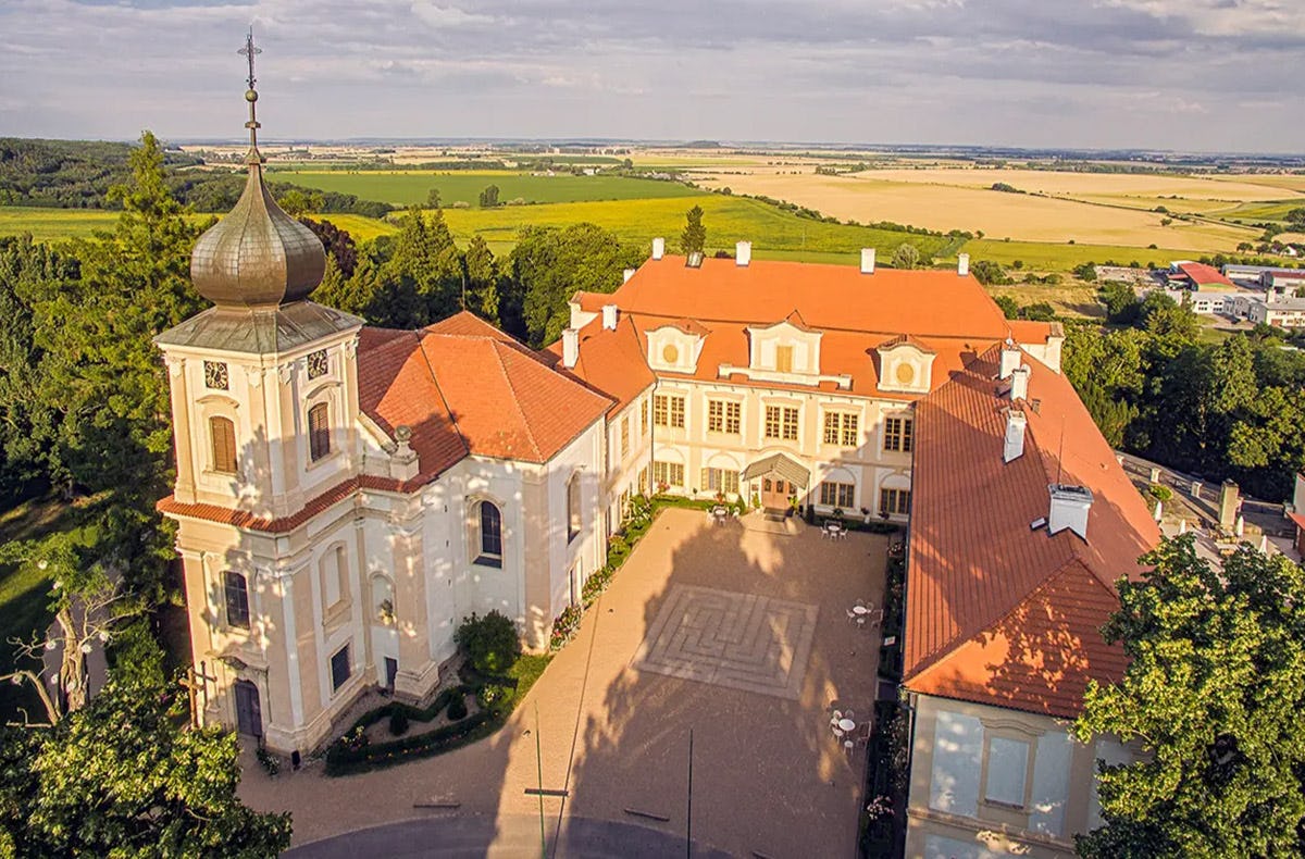 Kurzurlaub im Schlosshotel Loucen für 2 (2 Nächte)