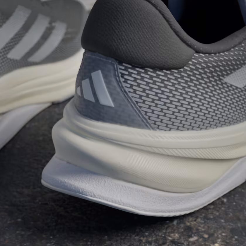 adidas  Supernova Solution Dames