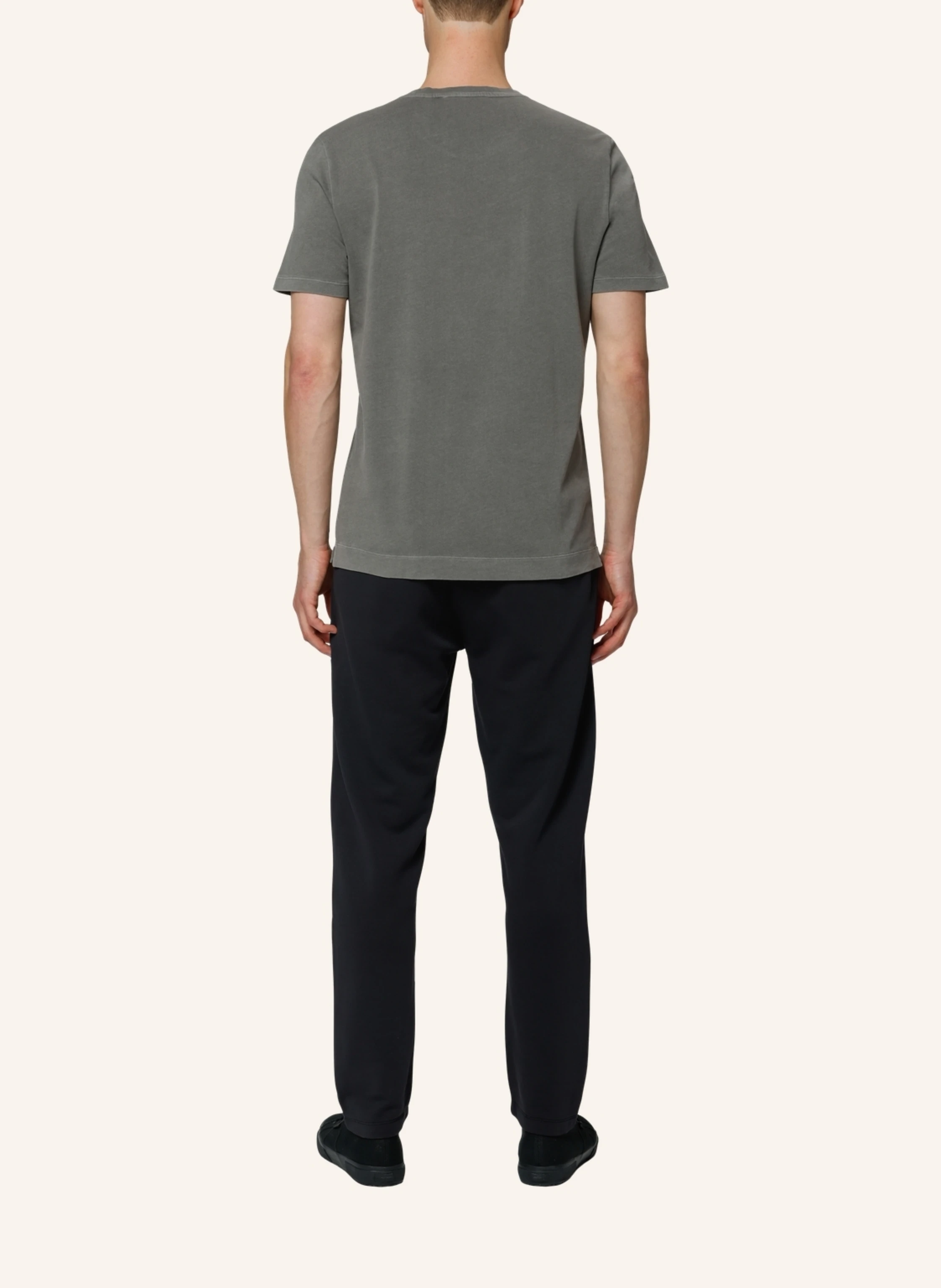 TRUSTED HANDWORK Round Neck 1/2-Sleeve T-Shirt