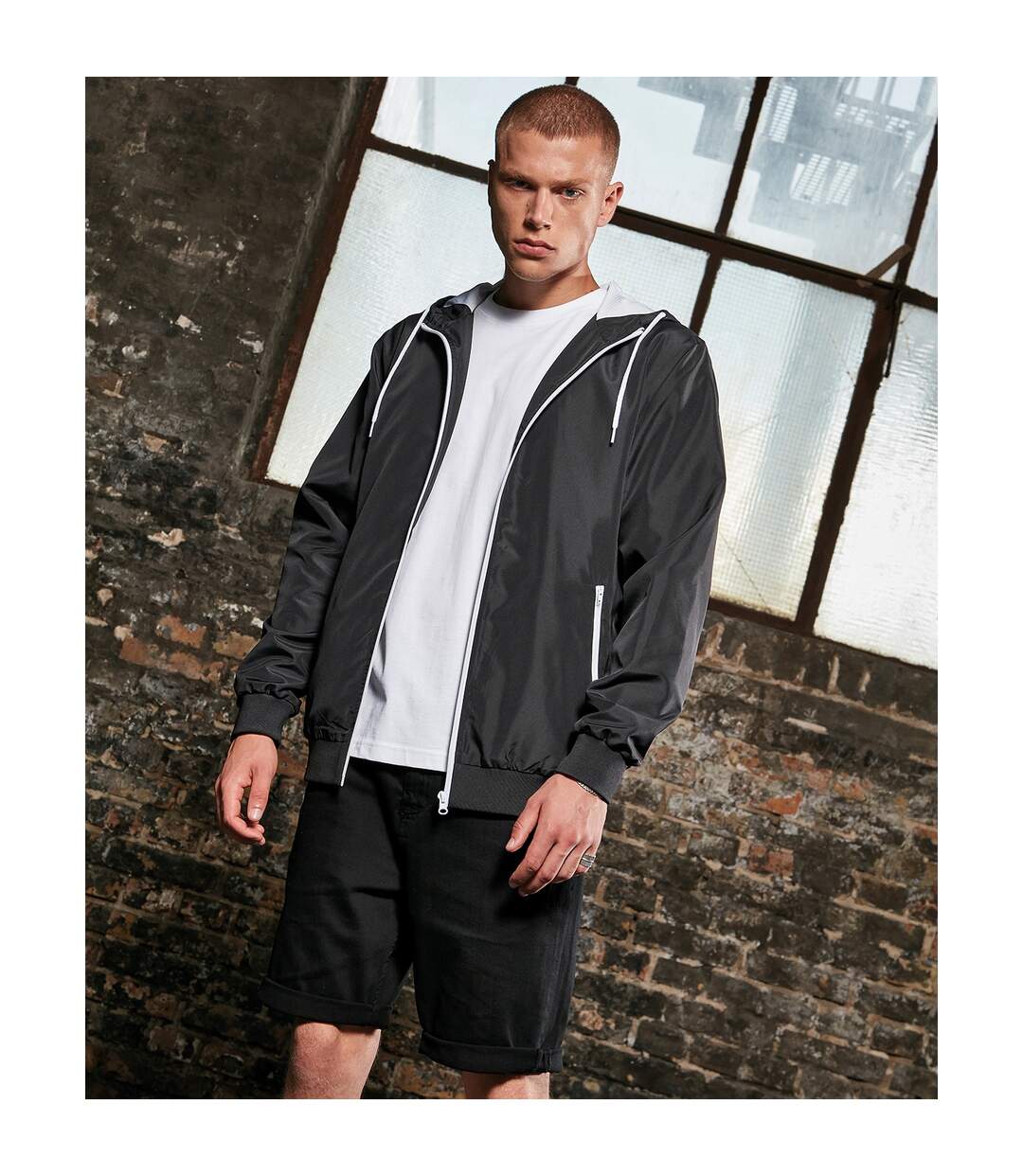Build Your Brand - Veste WINDRUNNER - Homme (Noir / blanc) - UTRW8039