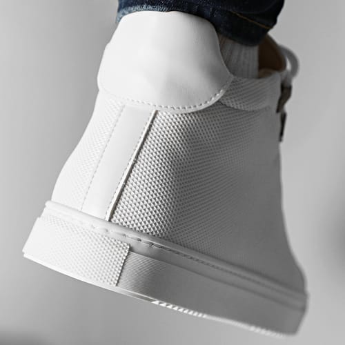 Baskets 222 White