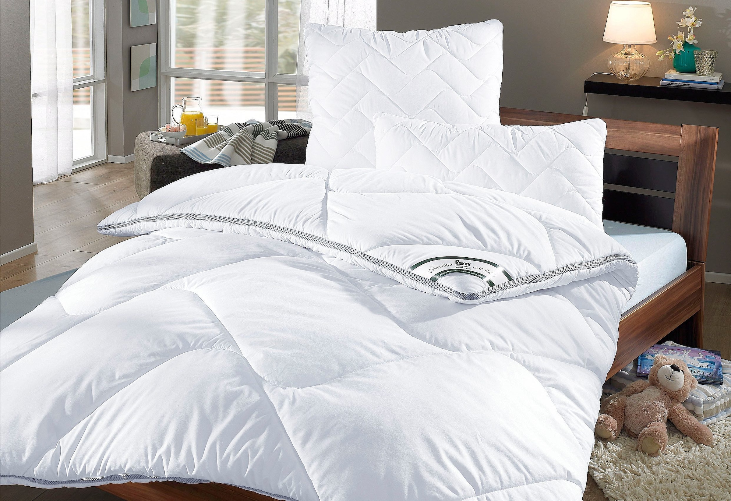 fan Microfaserbettdecke »Climacontrol® II, Bettdecken für den Winter, Made in Germany« warm Füllung 100% Polyester 1 Stk. tlg. Bettdecke 135x200 cm, 155x220 cm und weiteren Grössen, Decke