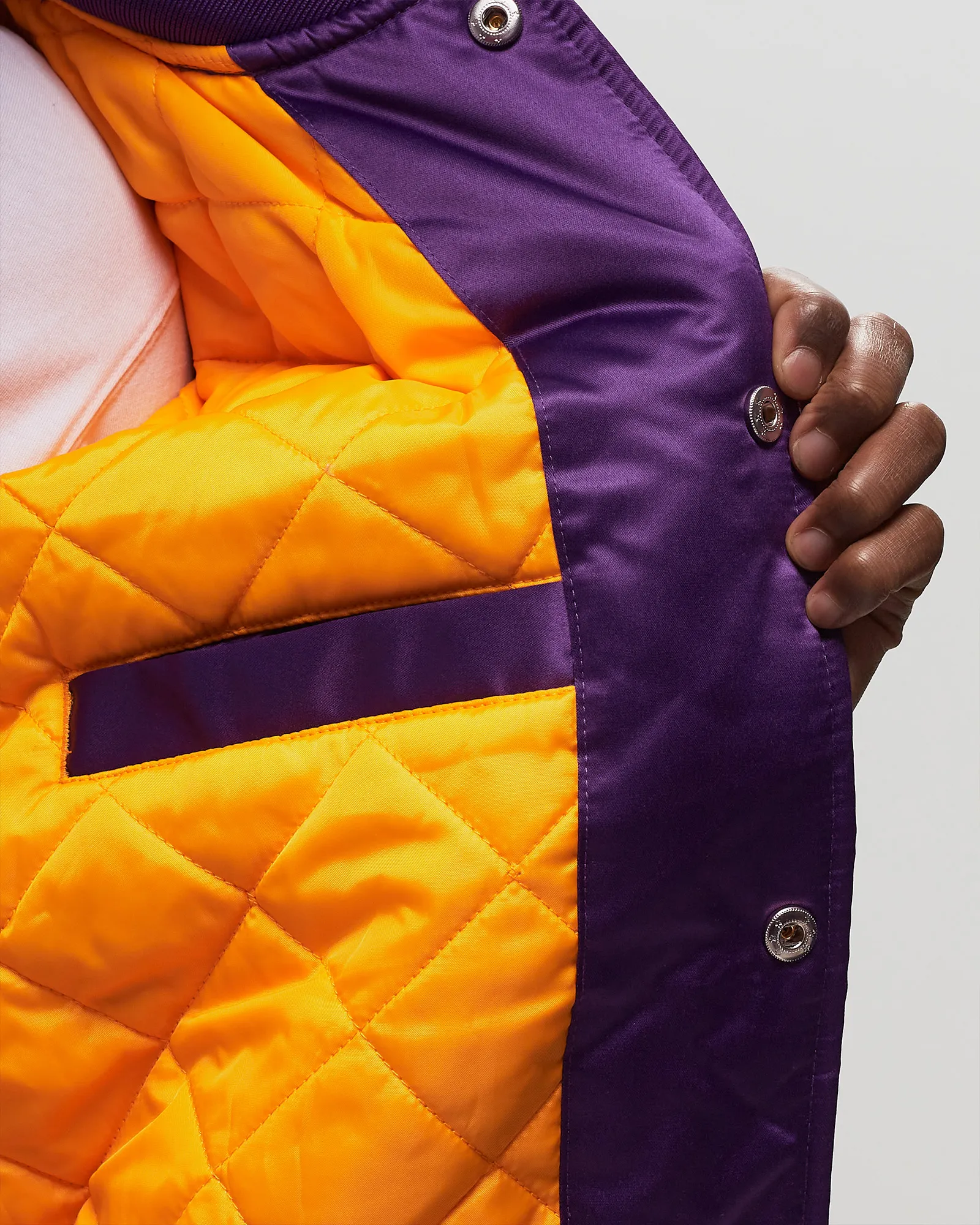 Mitchell & Ness NBA HEAVYWEIGHT SATIN JACKET LOS ANGELES LAKERS