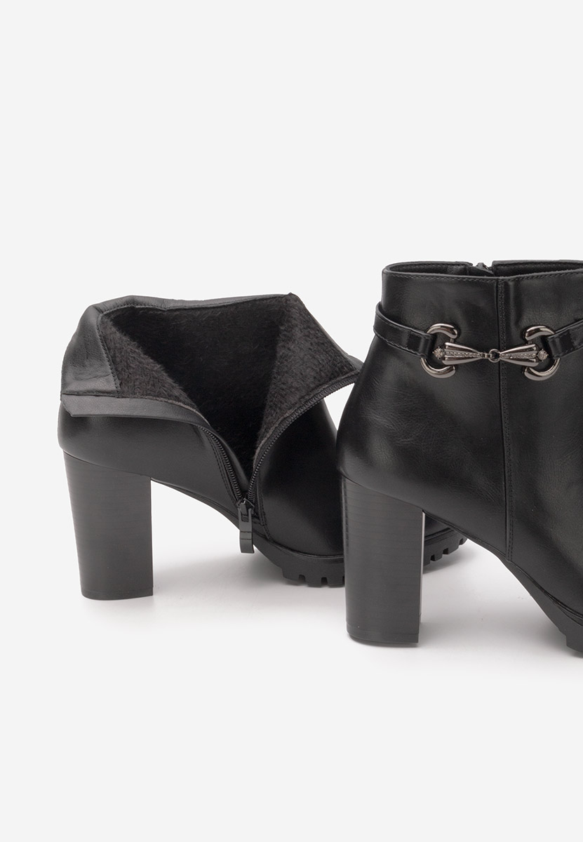 Bottines à gros talon noires Nesia