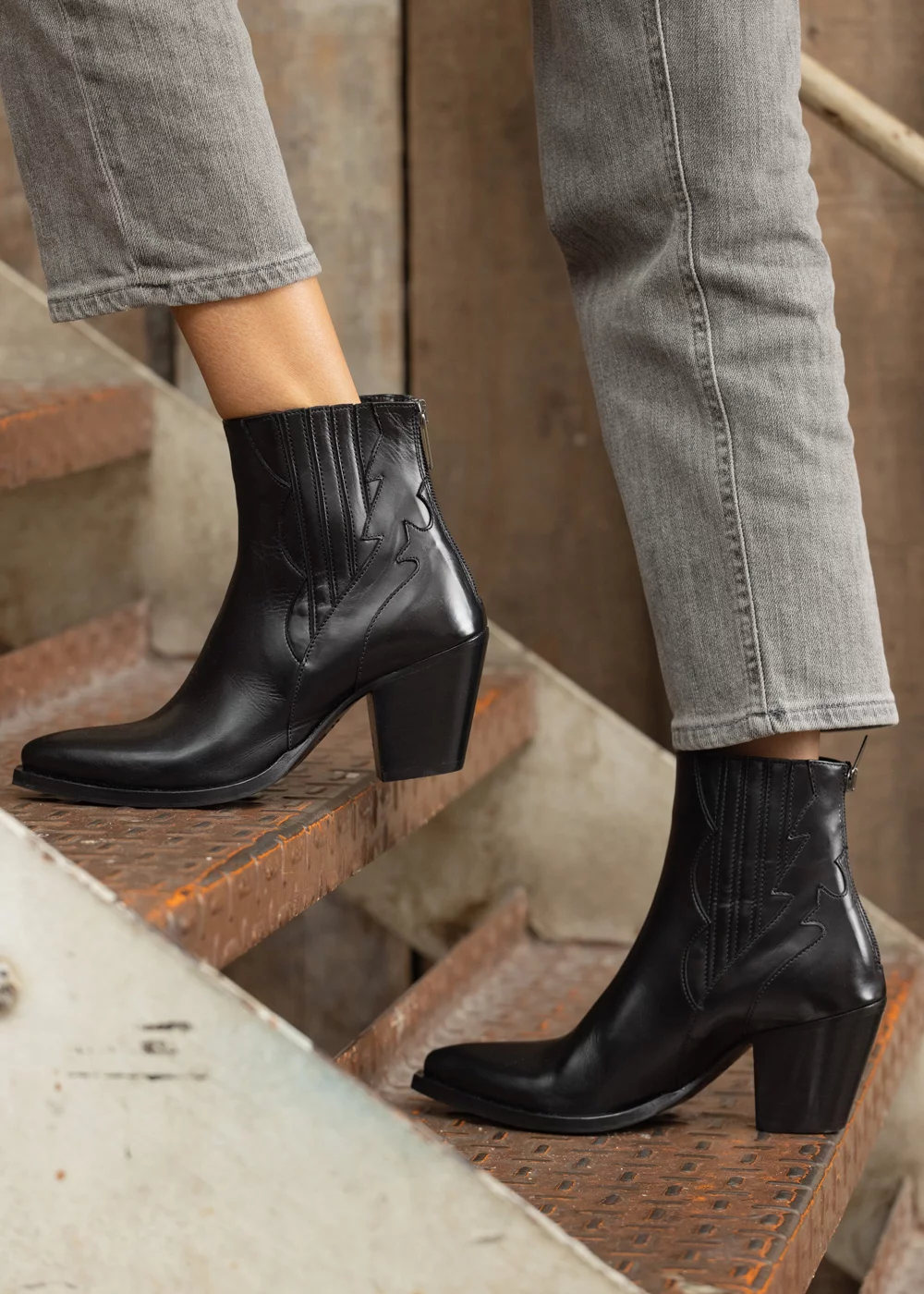 BOOTS PHILOMENE CUIR NOIR
