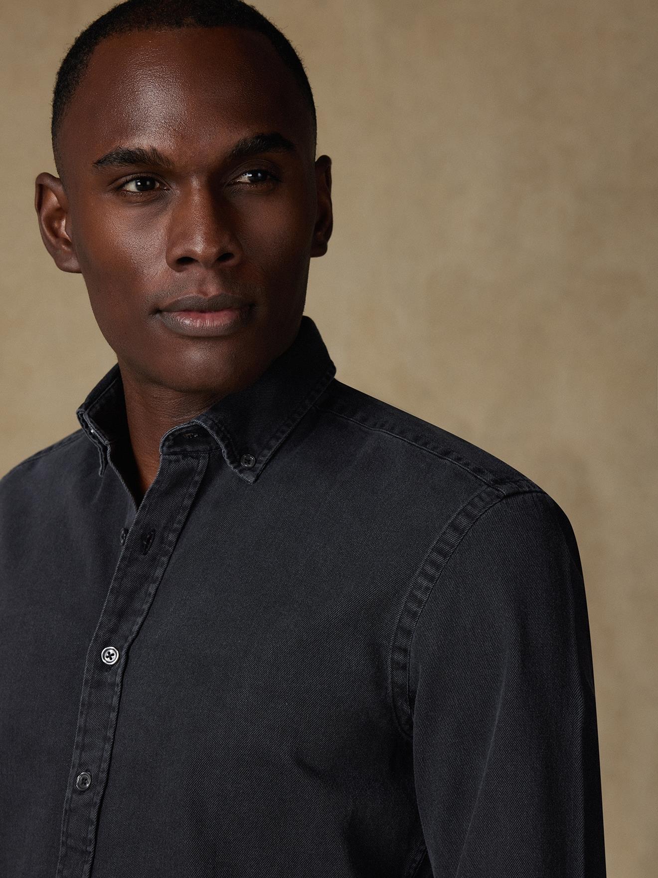 Chemise cintrée Gustav en denim carbone - Col Boutonné