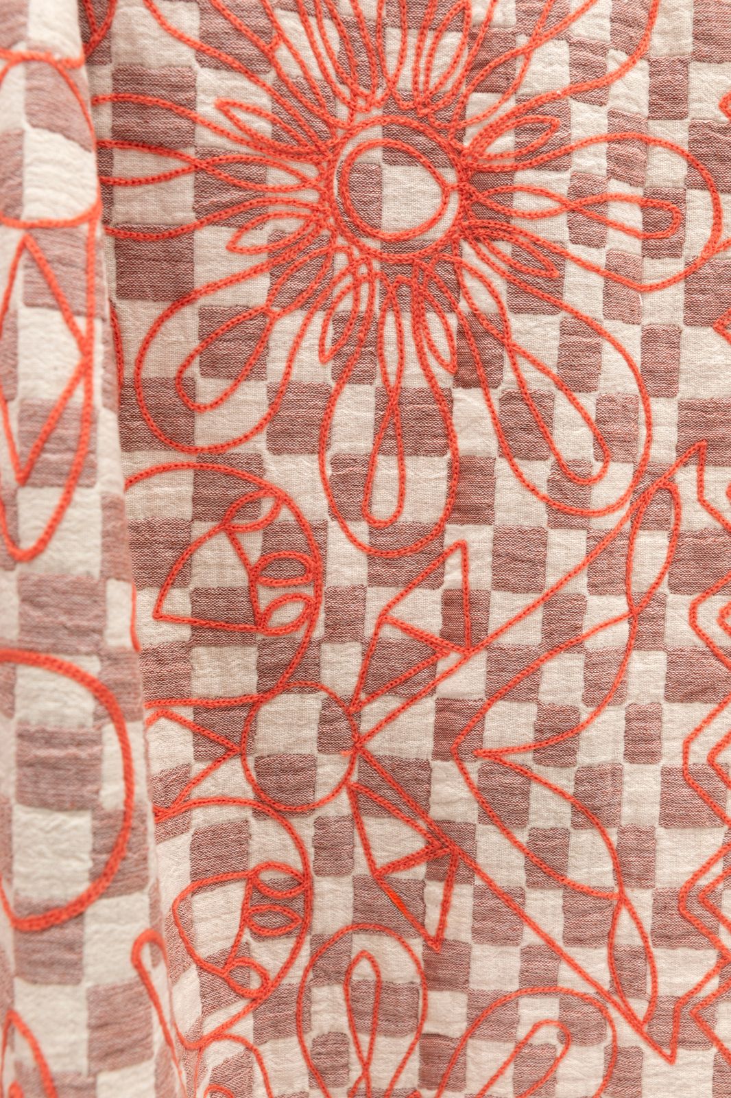Oranje geblokt deken met borduurring (130x180 cm)