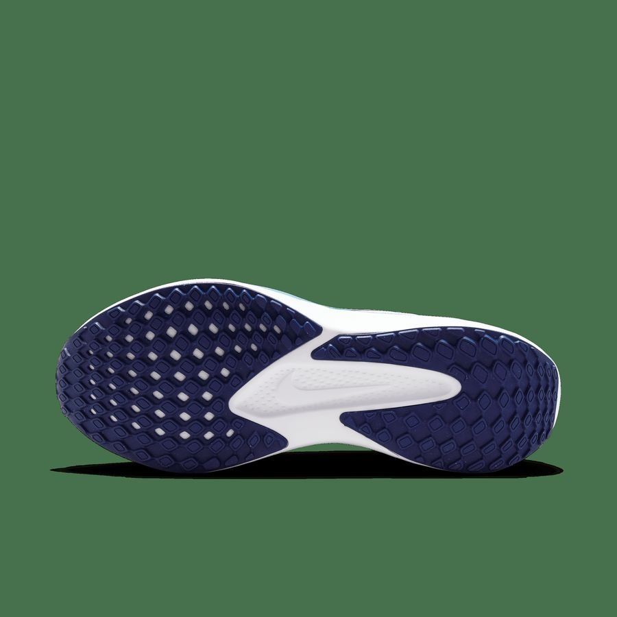 Nike Quest 6