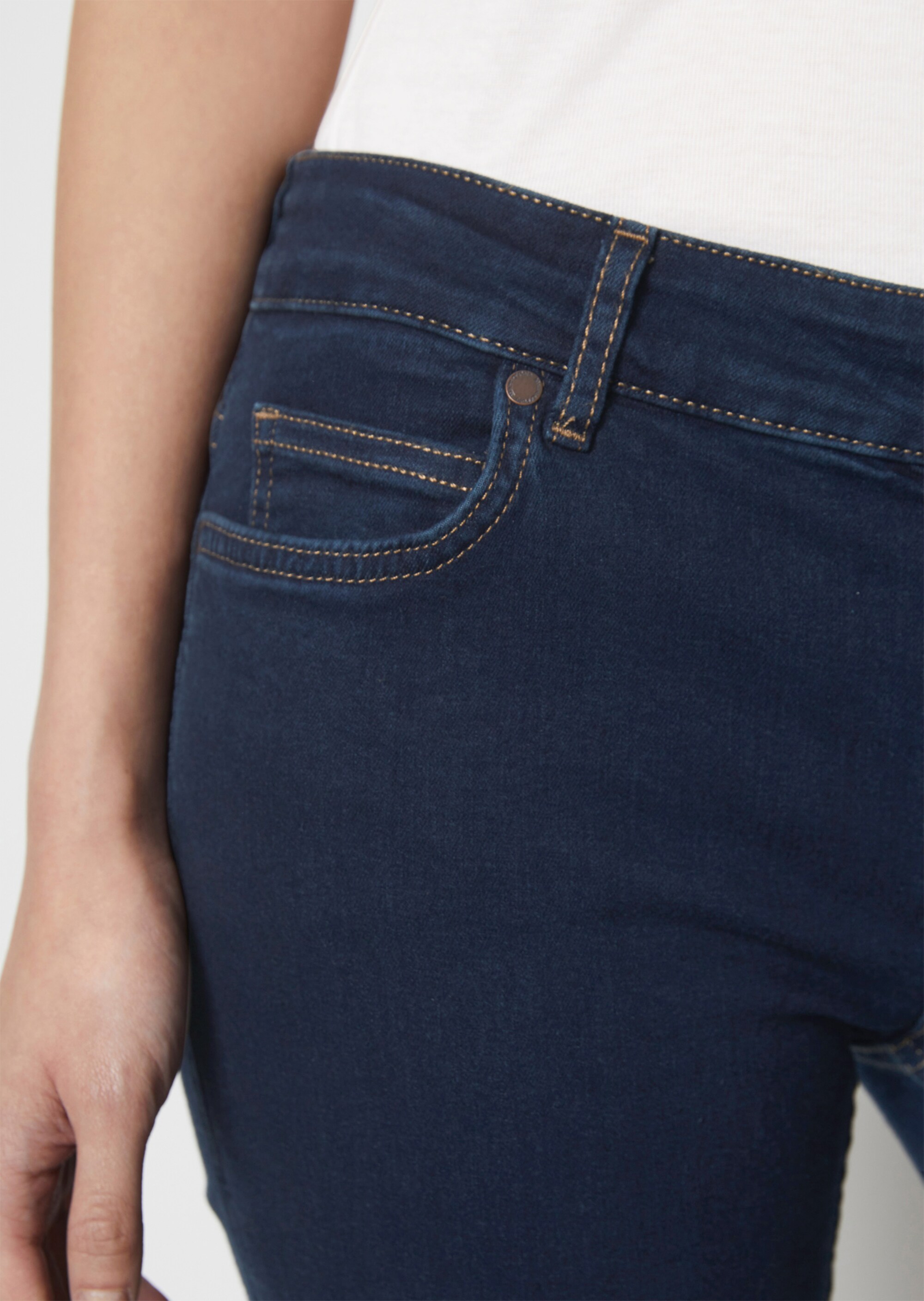 Jeans Modell ALBY slim aus stretchigem Bio-Baumwolle-Mix