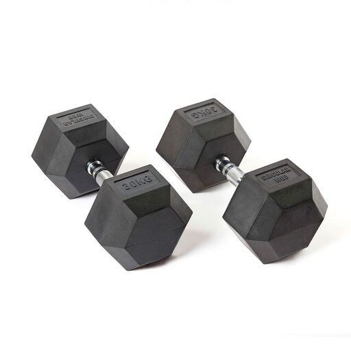 Treino individual com halteres hexagonais de 30 kg