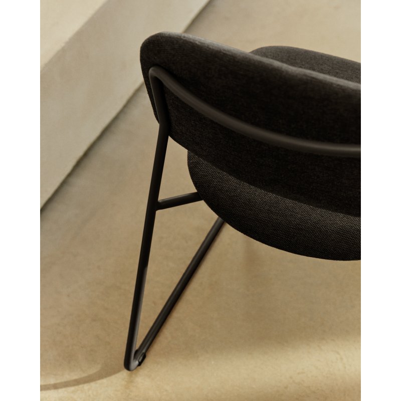 Chaise empilable Meli en chenille grise et pieds en métal gris