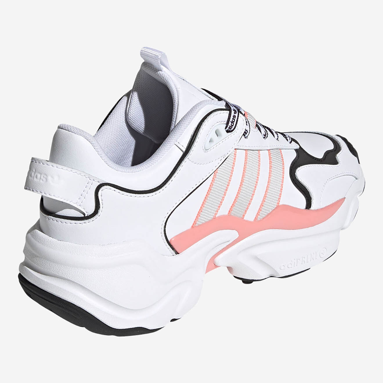 Adidas Baskets Magmur Runner W blanc/gris/rose