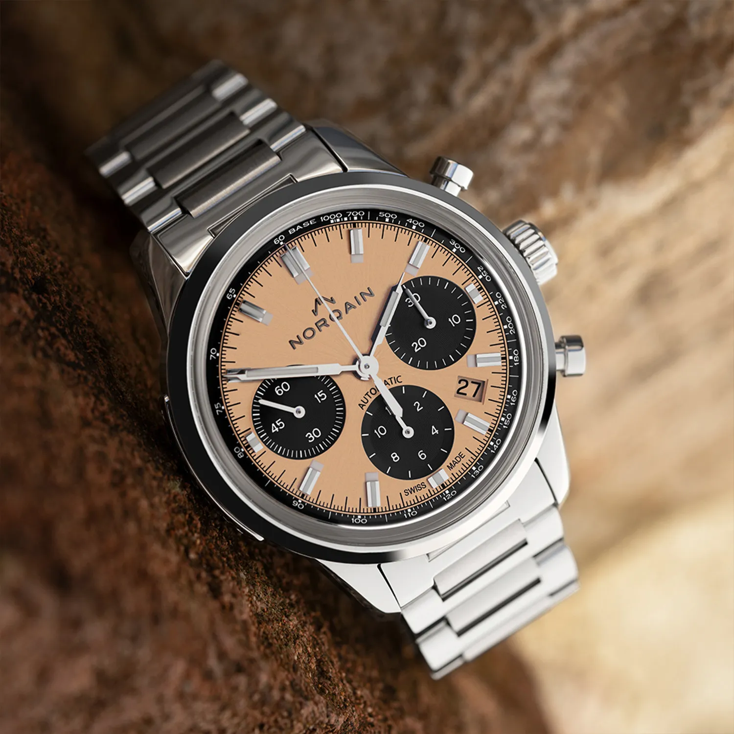 NORQAIN Freedom 60 Chrono Limited Edition N2201S22LC/F221