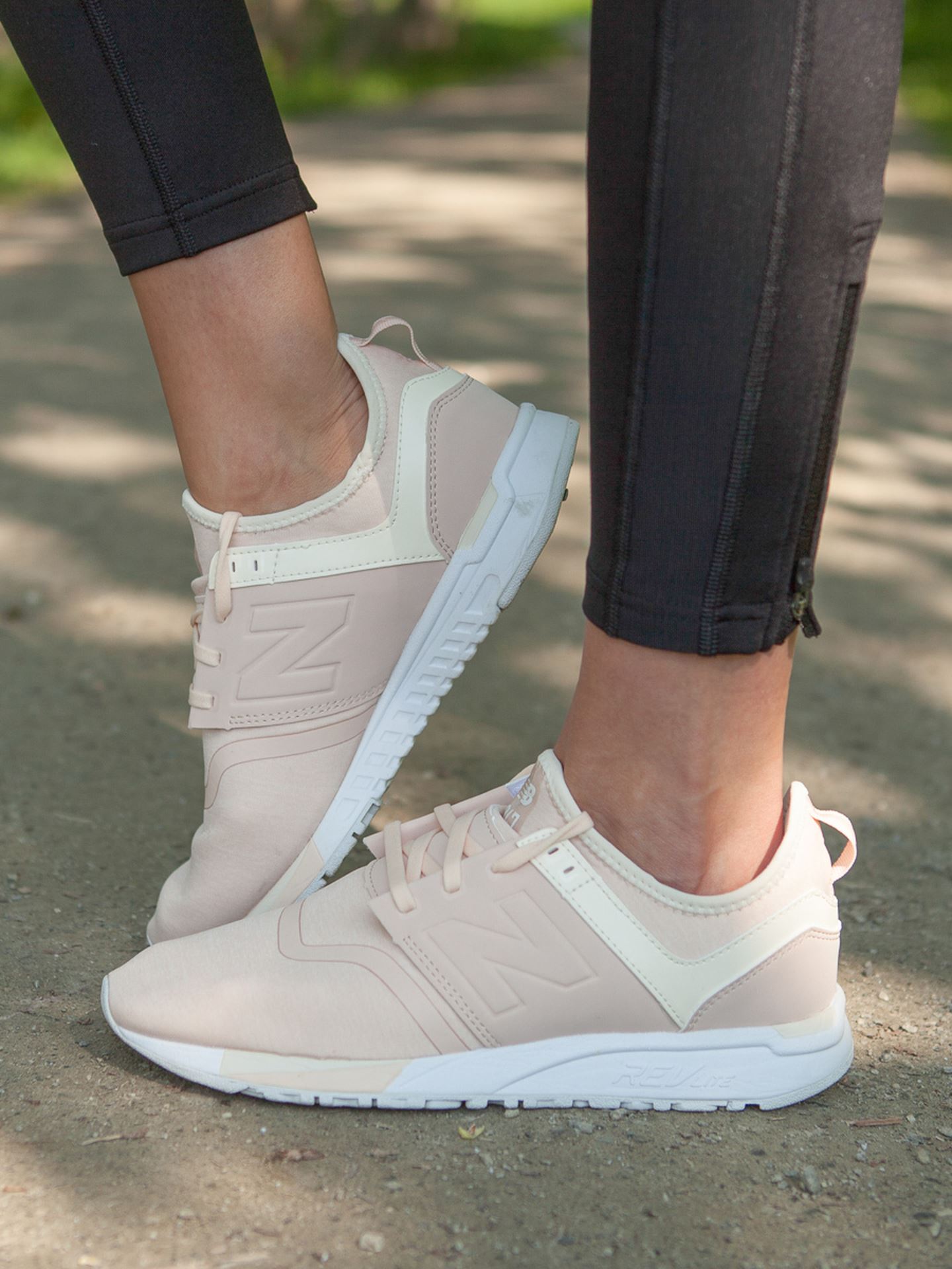 New Balance WRL247