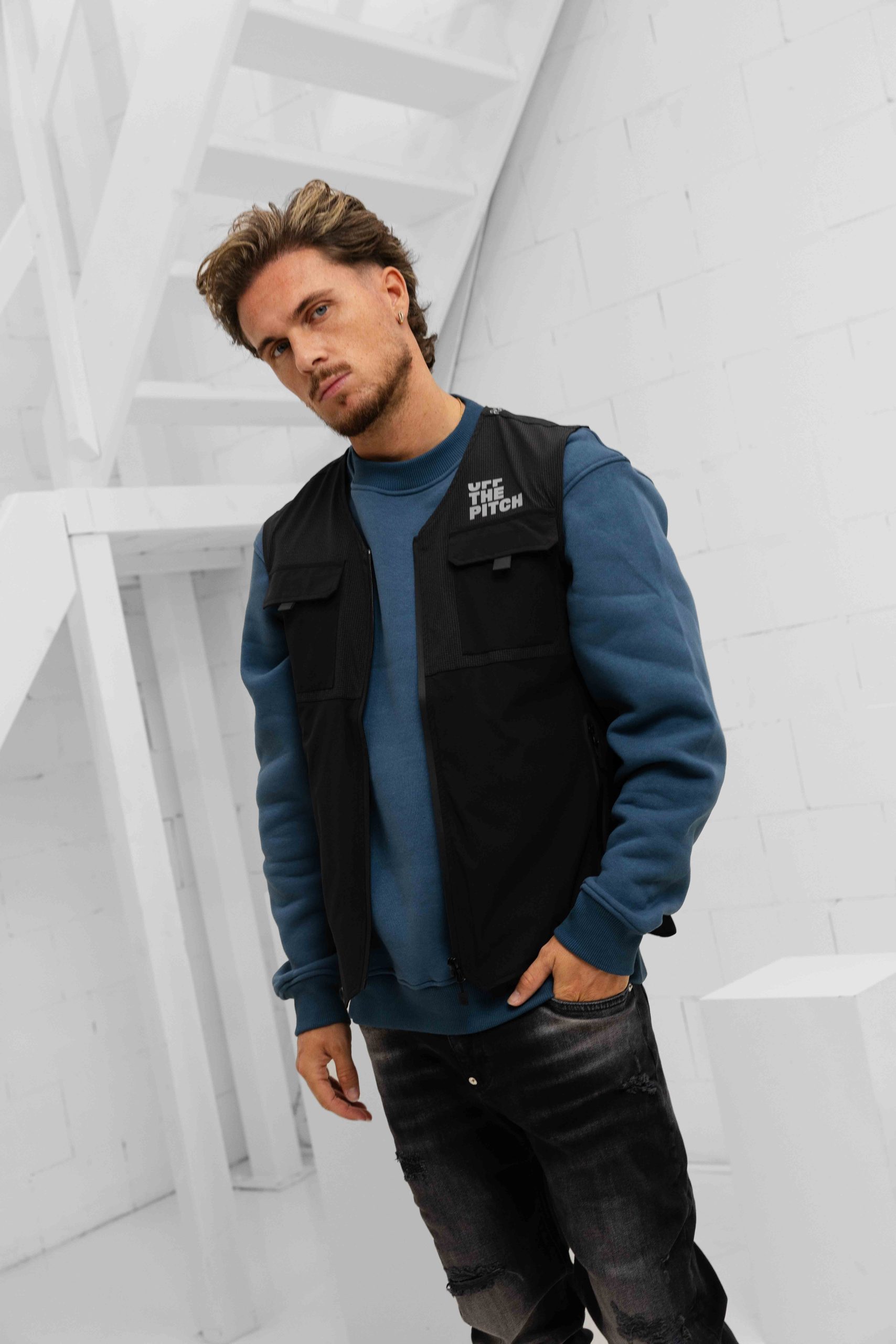 Off The Pitch X Robey Tammy Woven Bi-Stretch Utility Bodywarmer Heren Zwart