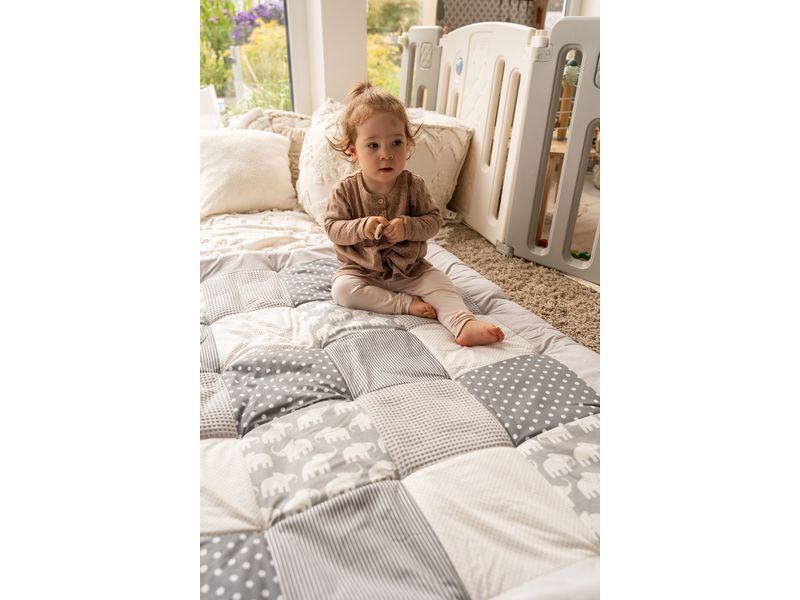 Ullenboom Krabbeldecke Graue Elefanten 140 x 140 cm Babydecke mit Elefanten