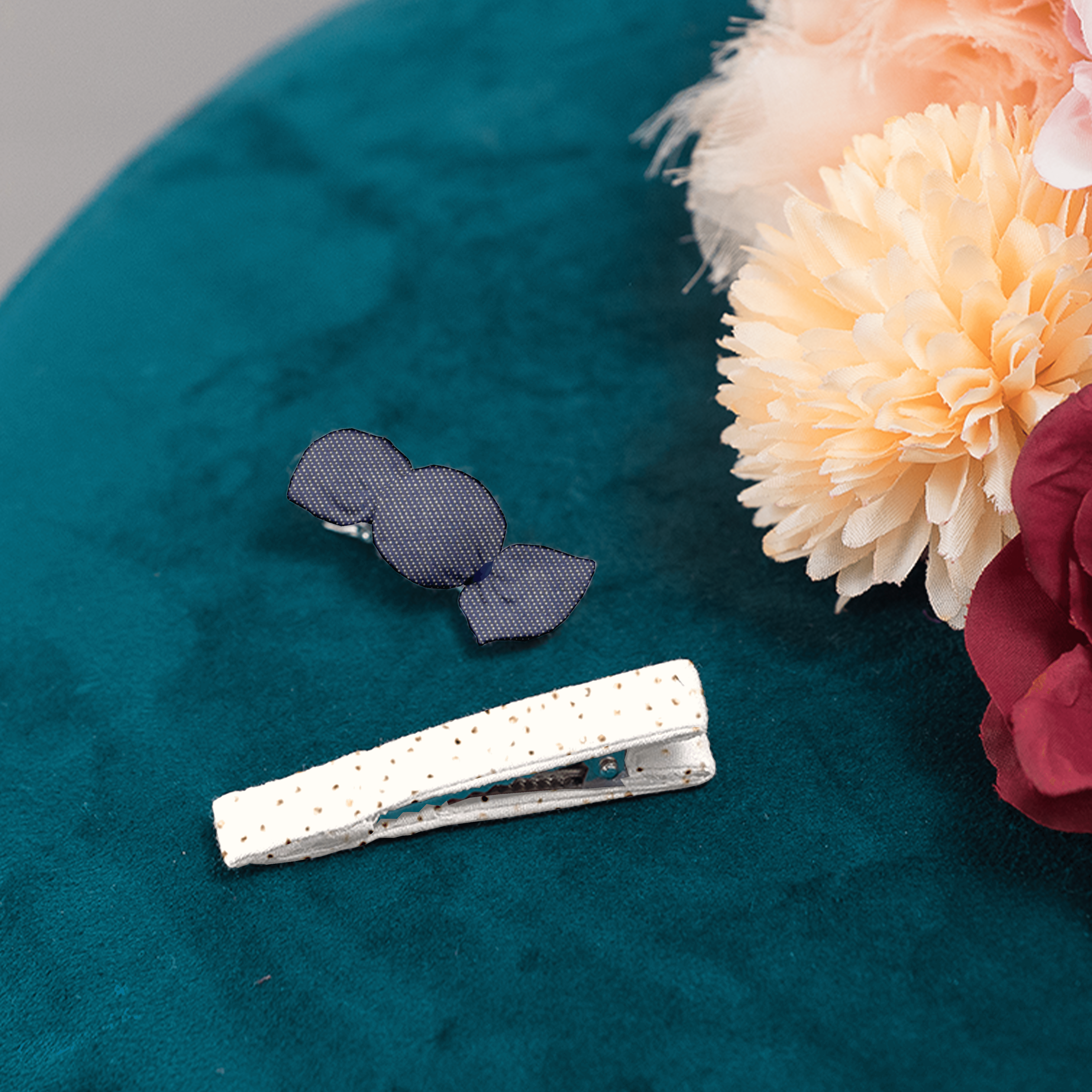 Barrette Croco Tissu Blanc Pailleté