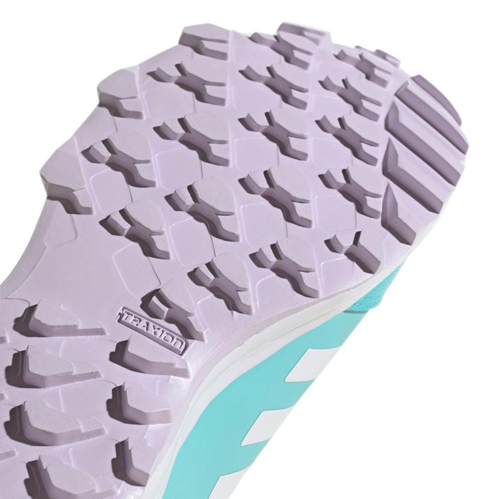 adidas  Fabela Rise