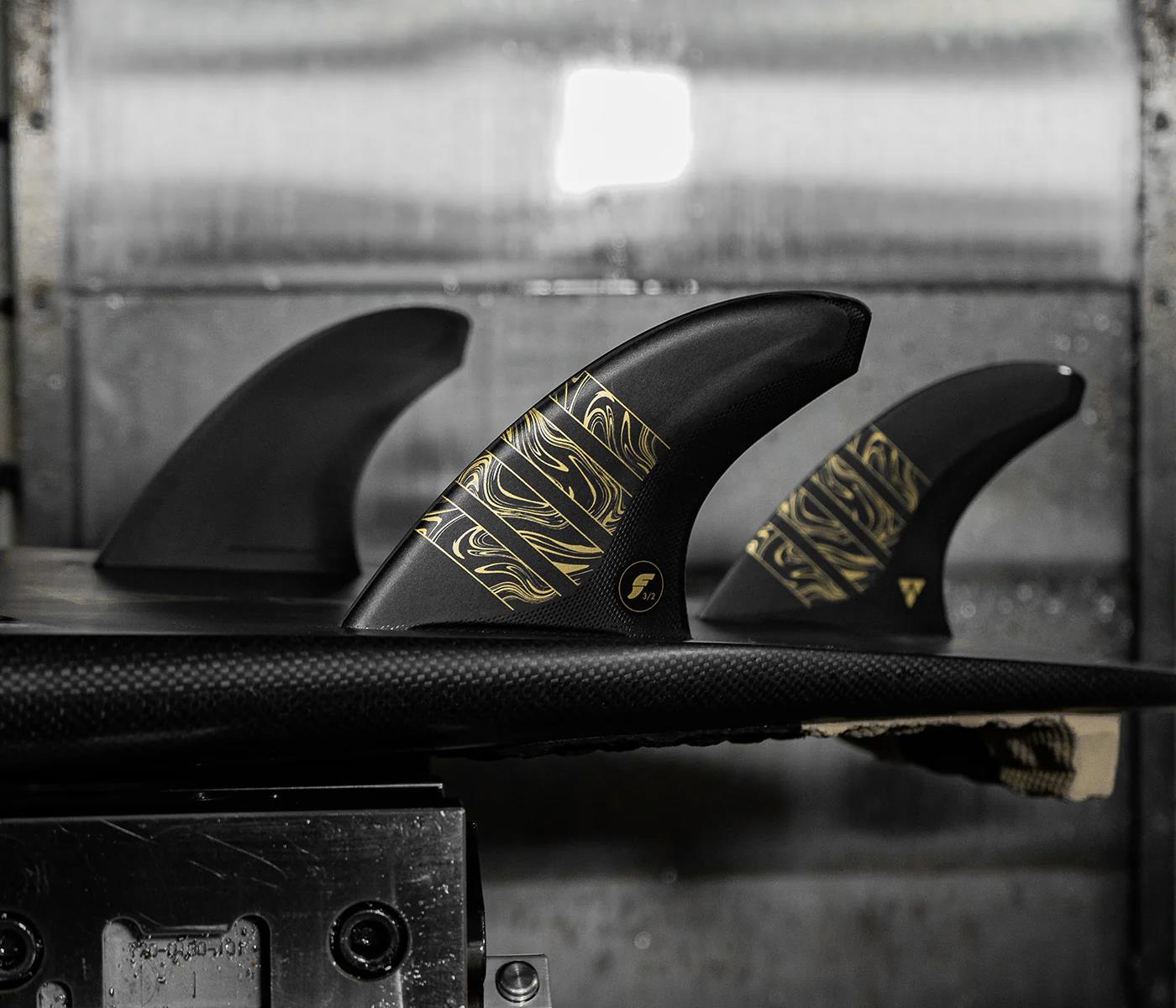 Futures Vector 3/2 - Alpha - Gold - Thruster - M