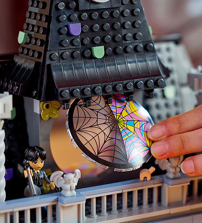 LEGO® Wednesday - Wednesdays und Enids Zimmer... 76781 - 750 Tei
