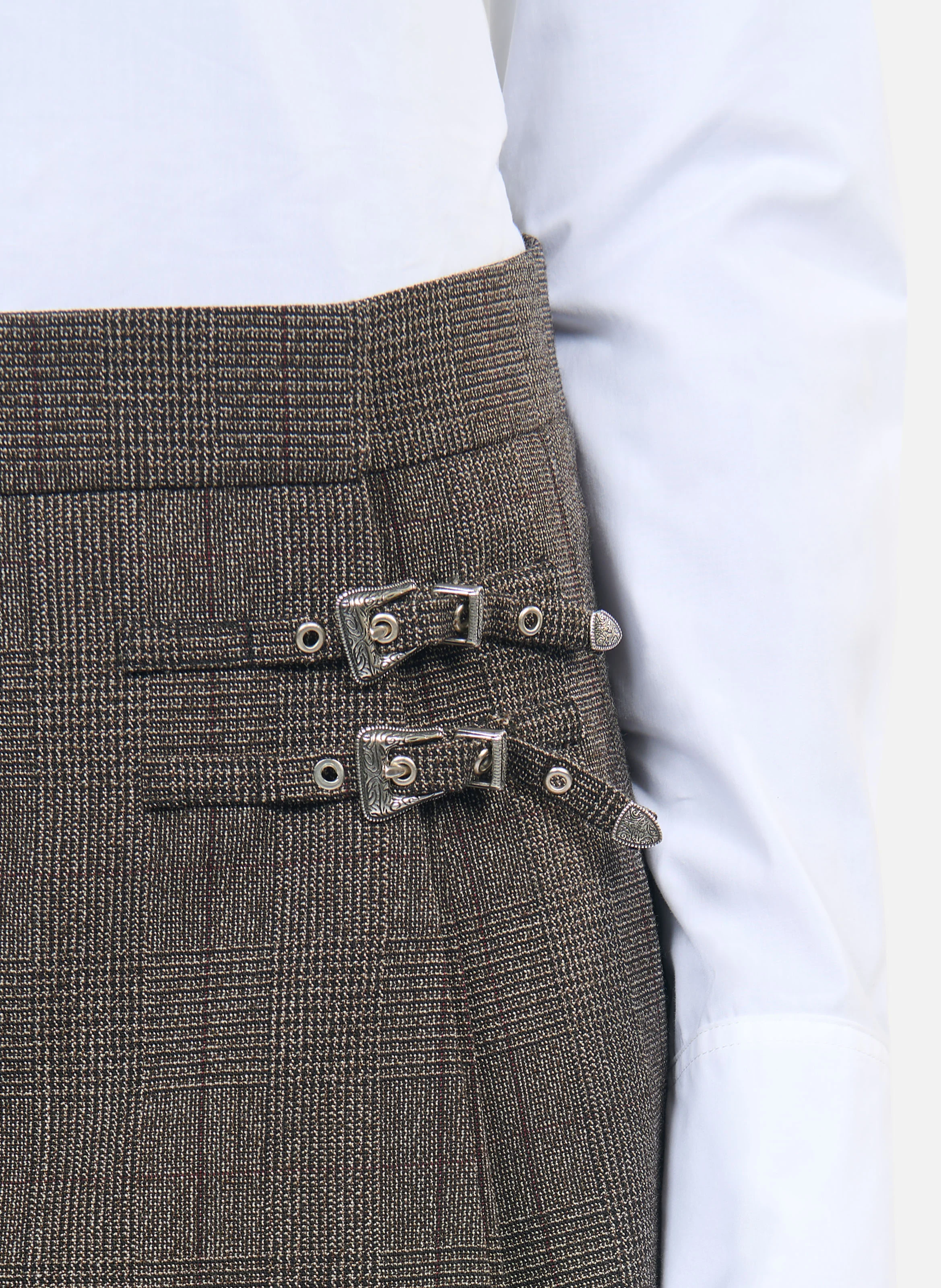 Jupe courte portefeuille en laine | Marron