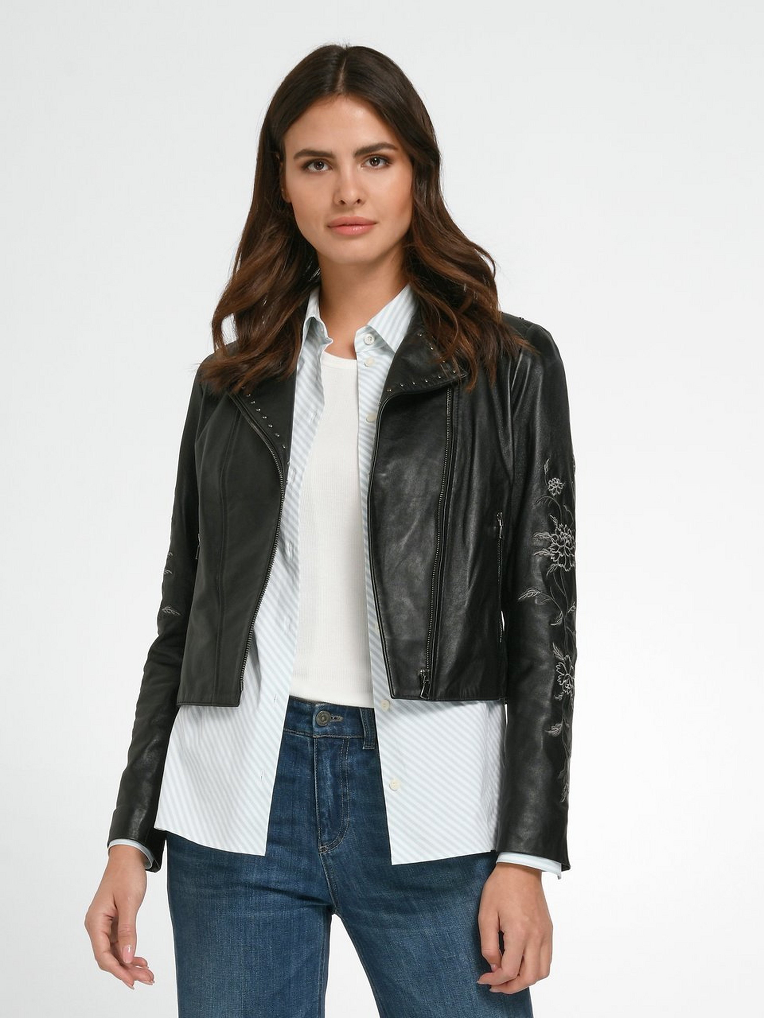 Lederjacke im Bikerstil