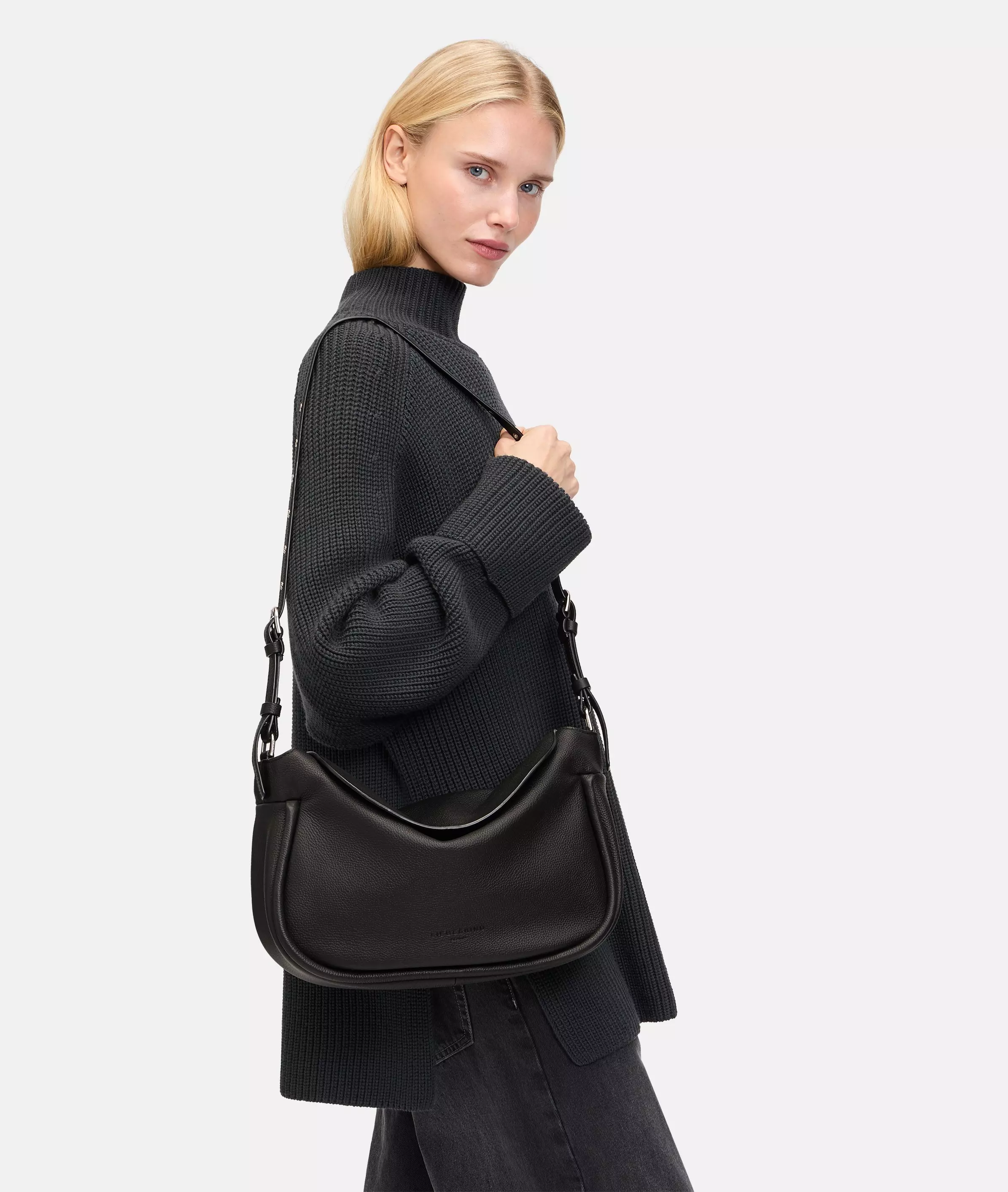 Fab Hobo L Large leather shoulder bag