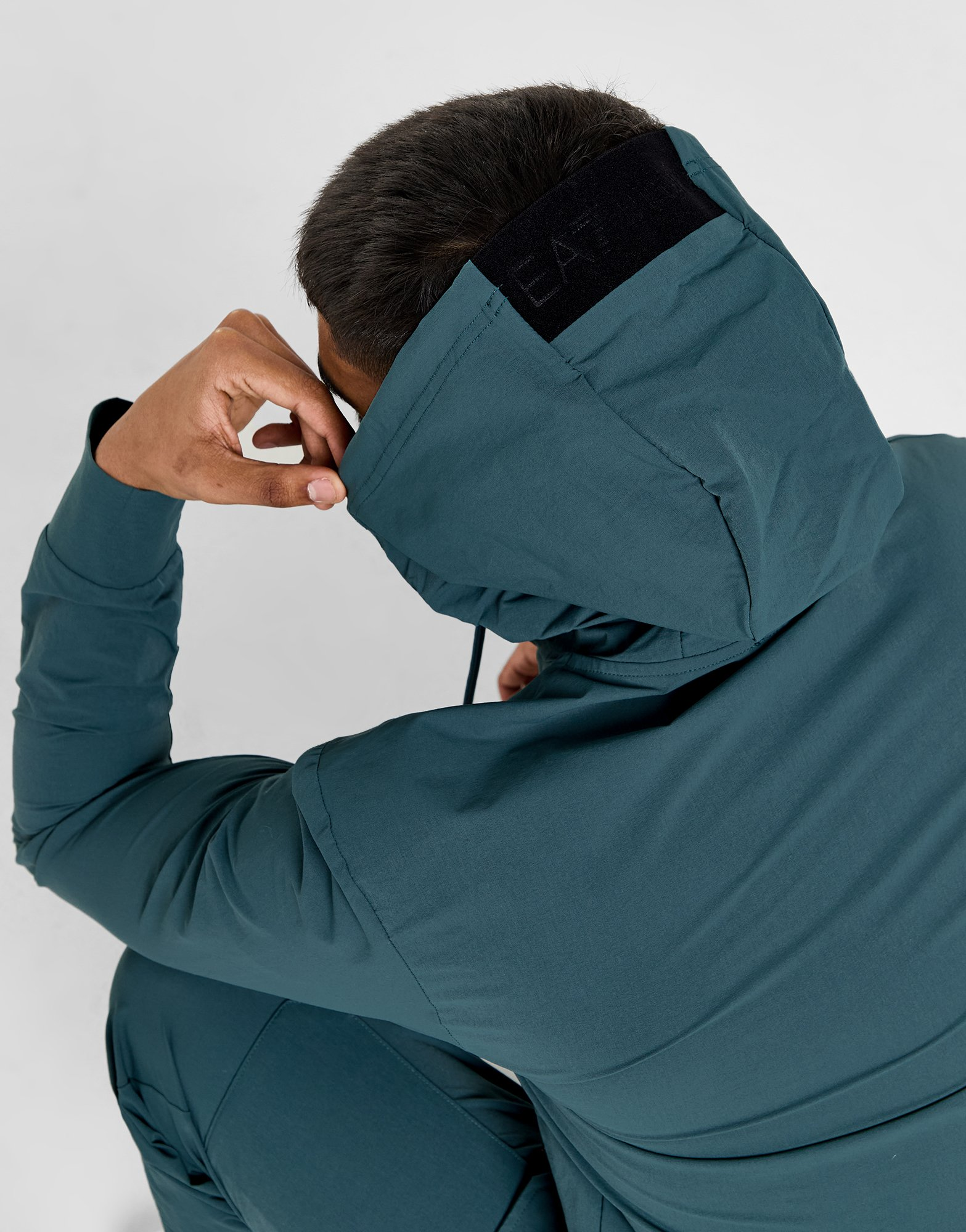 Emporio Armani EA7 Sweat à Capuche Zippé Tech Homme