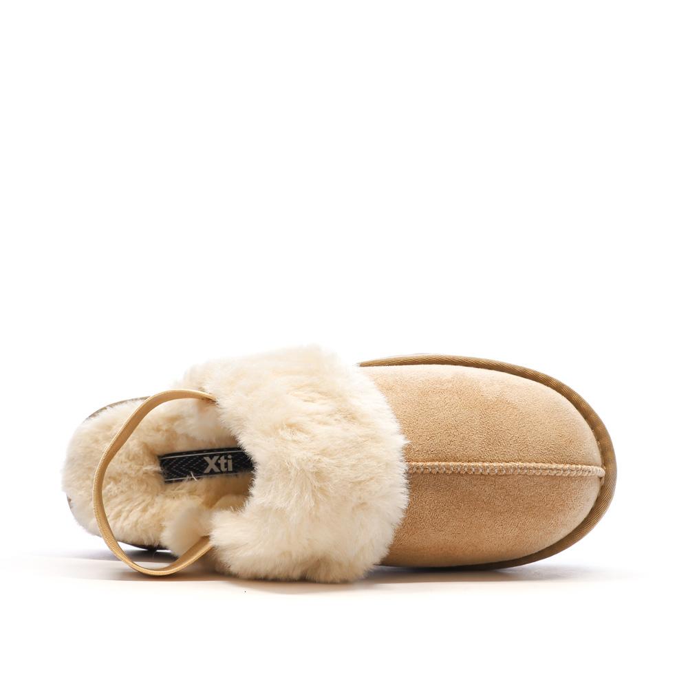 Xti Sabots fourrés à élastique Beige Femme Xti Microfiber