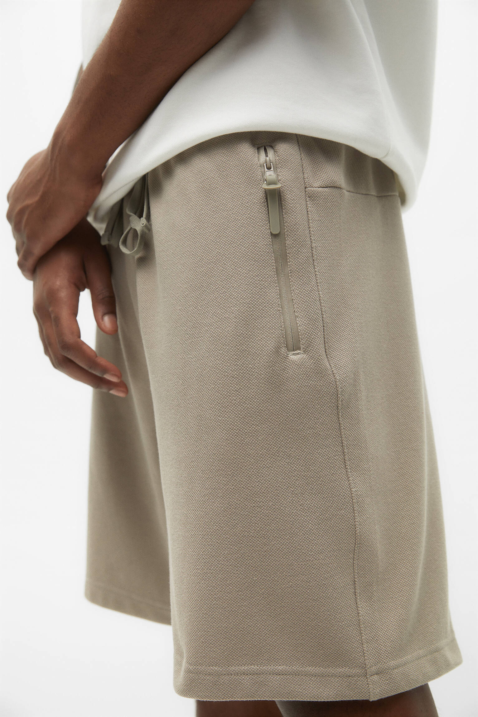 BERMUDA JOGGER CALÇADO PIQUÉ - TAUPE BROWN