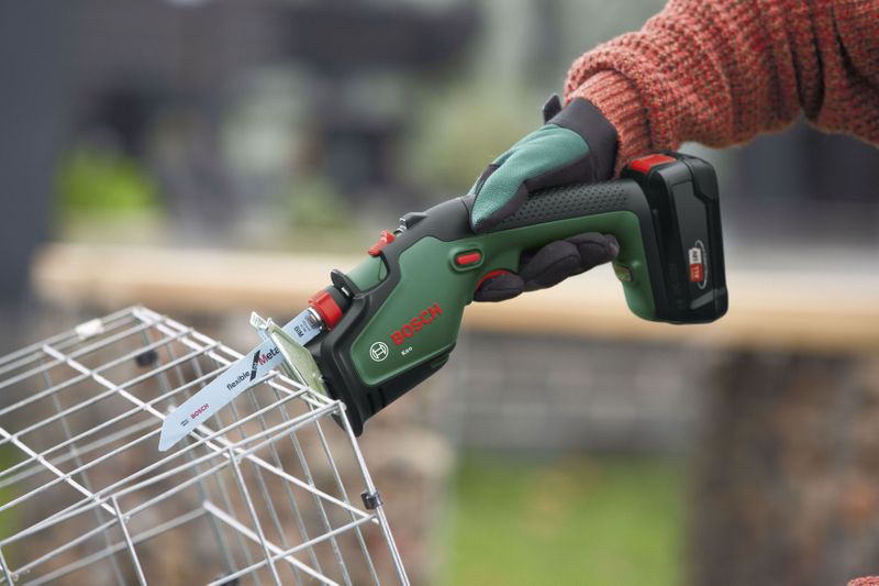 Bosch KEO 18 Accu Tuinzaagmachine - Snijdiameter 80 mm - Zonder Accu en Lader