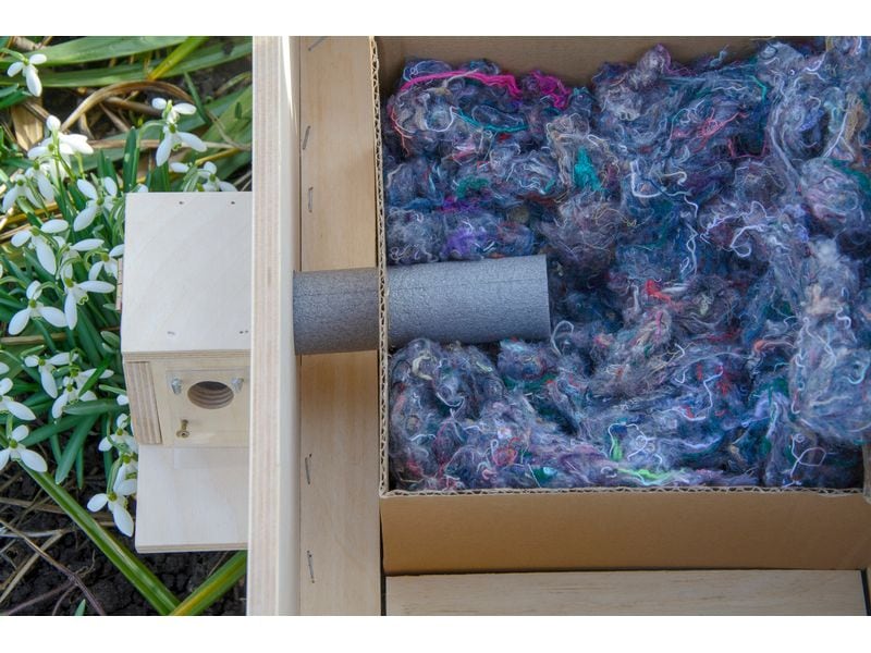 LUXUS-INSEKTENHOTELS Hummelnistkasten, 51 x 43 x 36 cm, Kie Grosser Hummelnistkasten mit wasserdichtem Bitumendach und Füllmaterial