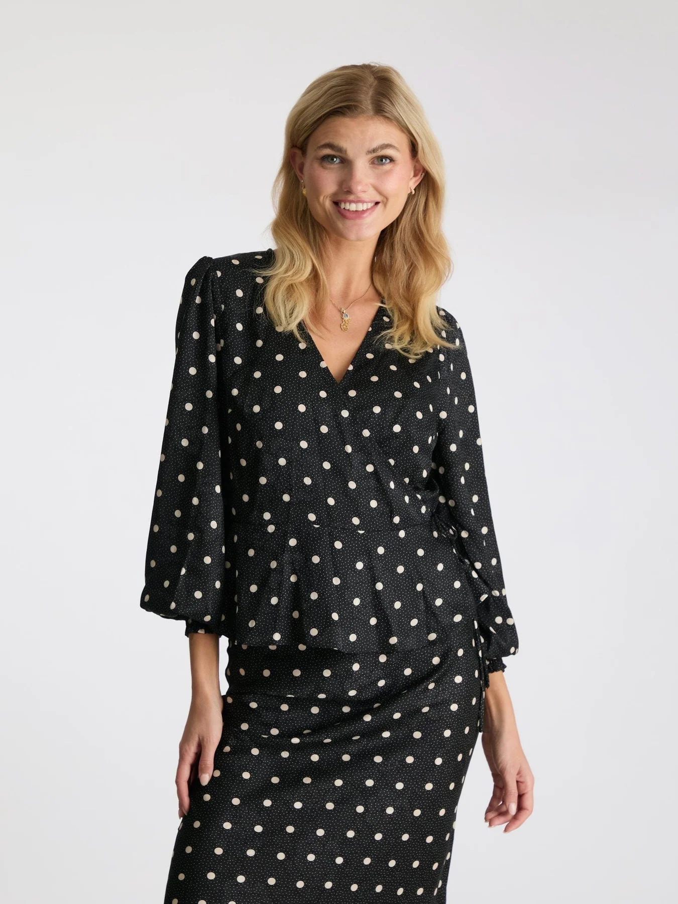 Neo Noir Merry Retro Dot Blouse