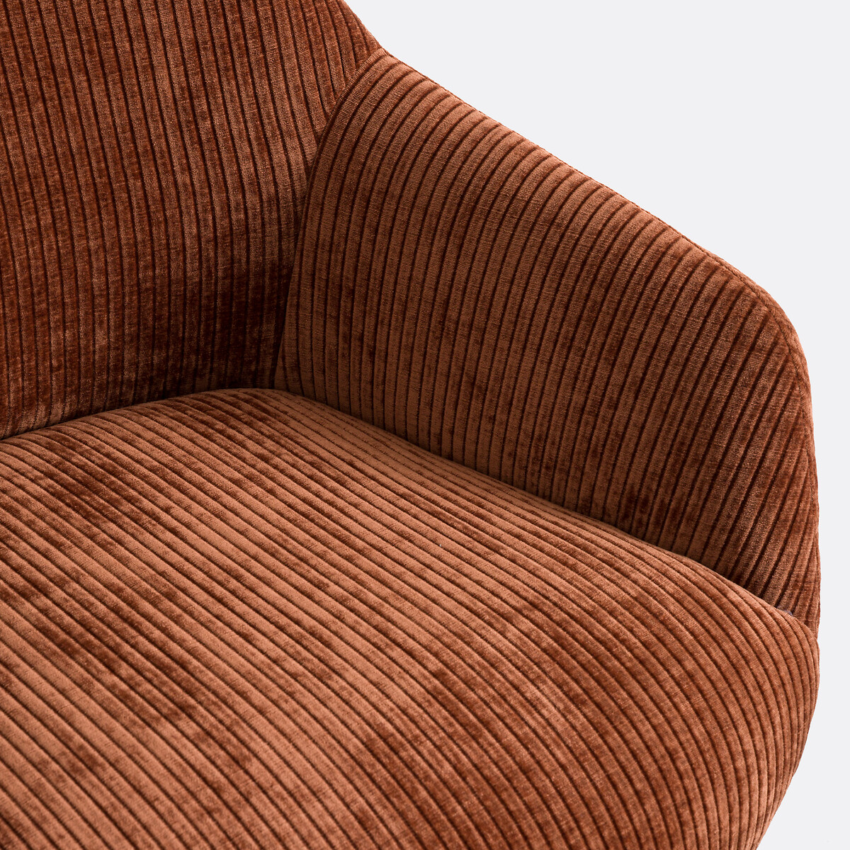 LA REDOUTE INTERIEURS<br>Poltrona giratória Royal com apoio de pés