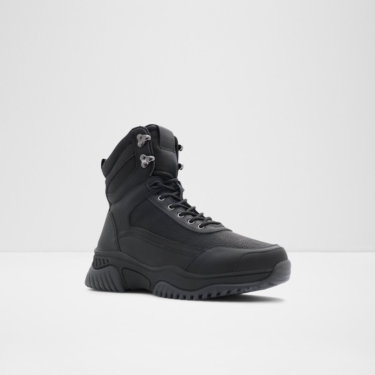 Mountrock Black Men Casual boots