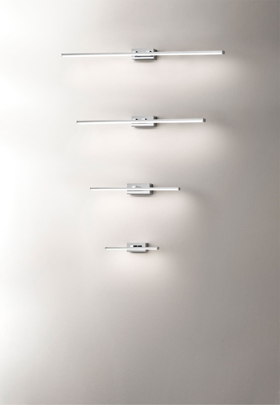 FABAS LUCE LED Spiegelleuchte NALA 75 cm chromfarbig