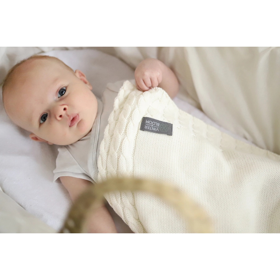 VINTER&BLOOM Decke Joy Warm White